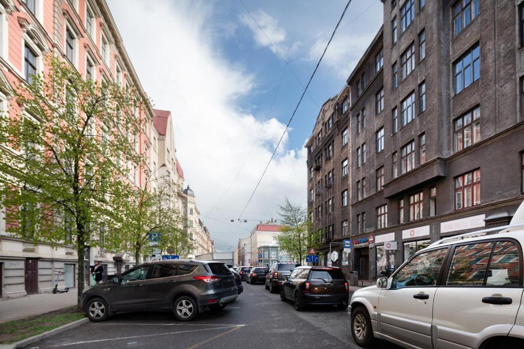Cozy 2 Bedroom Apartment In Riga Centre Esterno foto